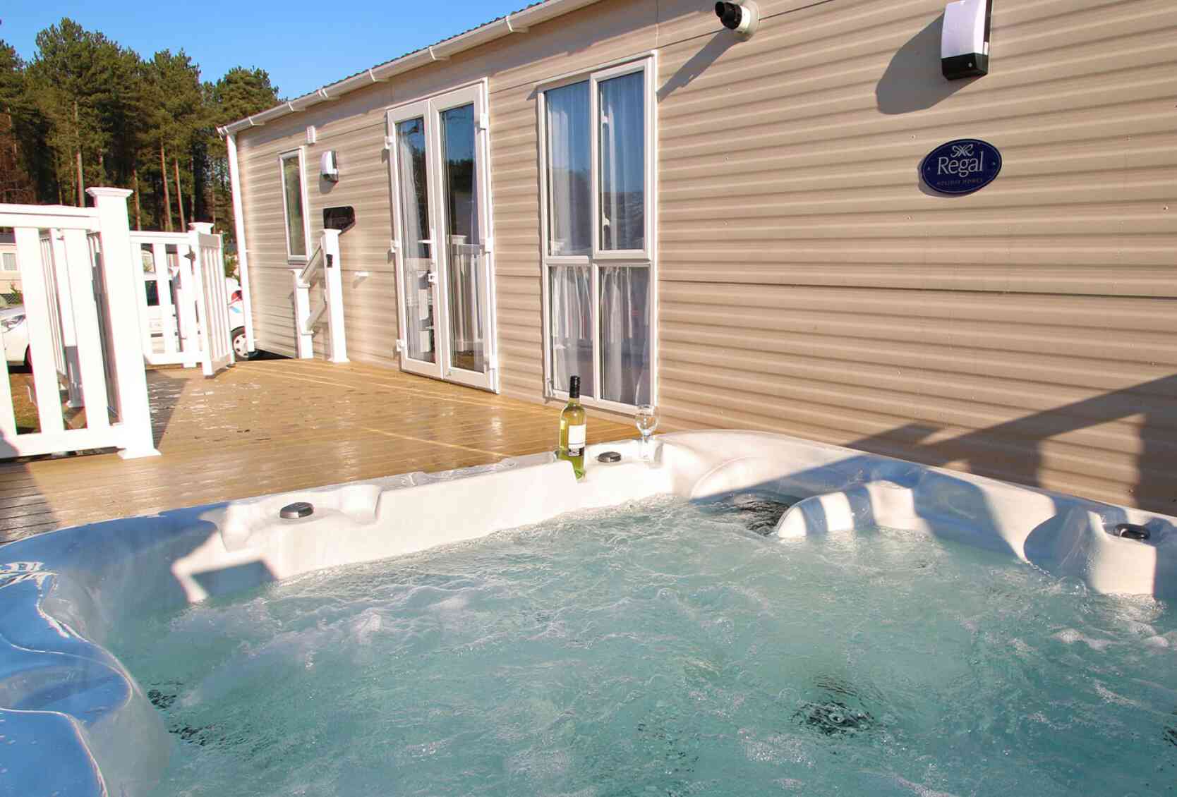Cheap Caravan Holidays With Hot Tub